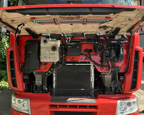 Рено Премиум, объемом двигателя 10.8 л и пробегом 887 тыс. км за 12000 $, фото 3 на Automoto.ua