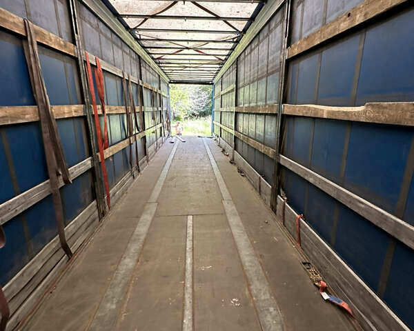 Рено Премиум, объемом двигателя 10.8 л и пробегом 887 тыс. км за 12000 $, фото 11 на Automoto.ua