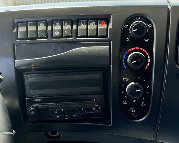 Рено Премиум, объемом двигателя 10.8 л и пробегом 800 тыс. км за 12000 $, фото 22 на Automoto.ua