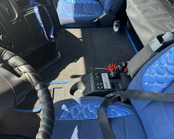 Рено Премиум, объемом двигателя 10.8 л и пробегом 800 тыс. км за 12000 $, фото 17 на Automoto.ua