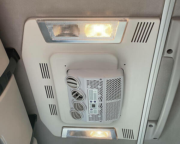 Рено Премиум, объемом двигателя 0 л и пробегом 950 тыс. км за 33500 $, фото 6 на Automoto.ua