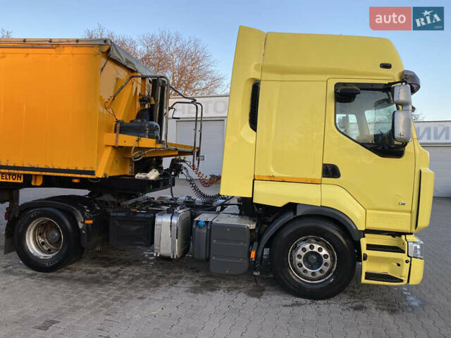 Жовтий Рено Преміум, об'ємом двигуна 0 л та пробігом 900 тис. км за 10800 $, фото 3 на Automoto.ua