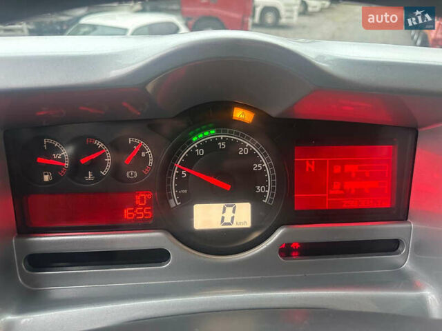 Желтый Рено Премиум, объемом двигателя 10.8 л и пробегом 259 тыс. км за 48444 $, фото 3 на Automoto.ua