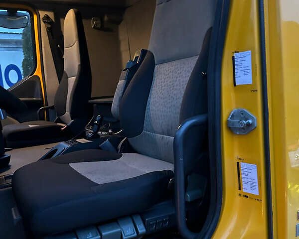 Желтый Рено Премиум, объемом двигателя 10.8 л и пробегом 259 тыс. км за 48444 $, фото 25 на Automoto.ua