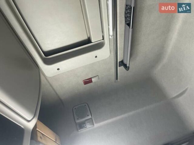 Серый Рено Премиум, объемом двигателя 0 л и пробегом 900 тыс. км за 10500 $, фото 35 на Automoto.ua