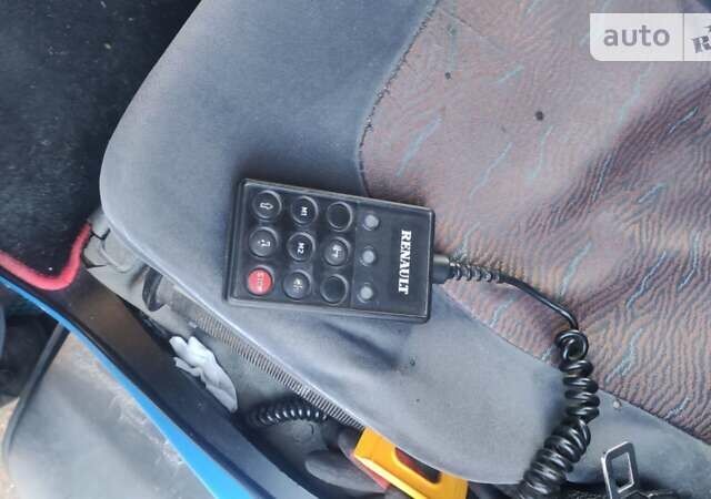 Синий Рено Премиум, объемом двигателя 11 л и пробегом 1 тыс. км за 14000 $, фото 9 на Automoto.ua