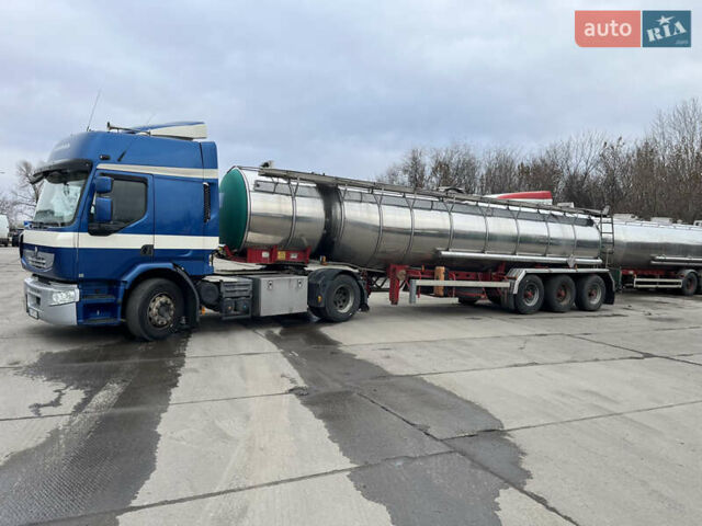 Синий Рено Премиум, объемом двигателя 10.8 л и пробегом 1 тыс. км за 11000 $, фото 8 на Automoto.ua