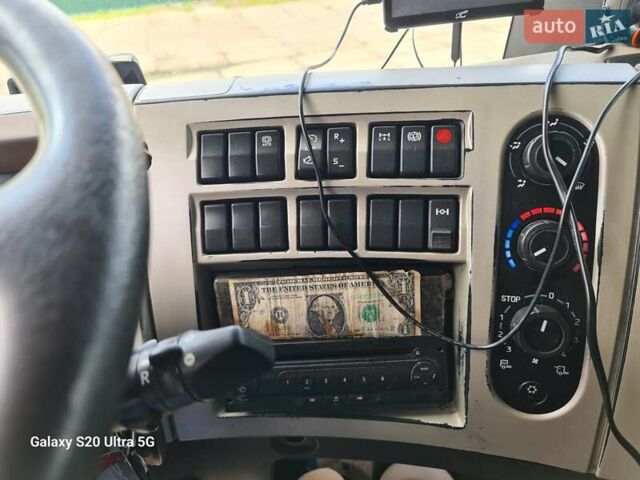 Синий Рено Премиум, объемом двигателя 10.84 л и пробегом 940 тыс. км за 10000 $, фото 5 на Automoto.ua