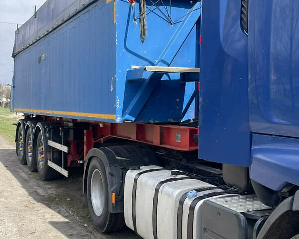 Синий Рено Премиум, объемом двигателя 10.8 л и пробегом 1 тыс. км за 10500 $, фото 2 на Automoto.ua