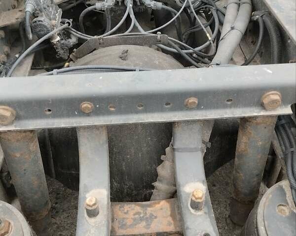 Синий Рено Премиум, объемом двигателя 10.8 л и пробегом 730 тыс. км за 17800 $, фото 10 на Automoto.ua