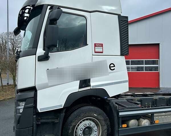 Белый Рено Range T, объемом двигателя 12.8 л и пробегом 108 тыс. км за 85183 $, фото 4 на Automoto.ua