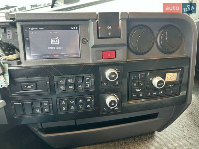 Белый Рено Range T, объемом двигателя 12.8 л и пробегом 108 тыс. км за 85183 $, фото 16 на Automoto.ua