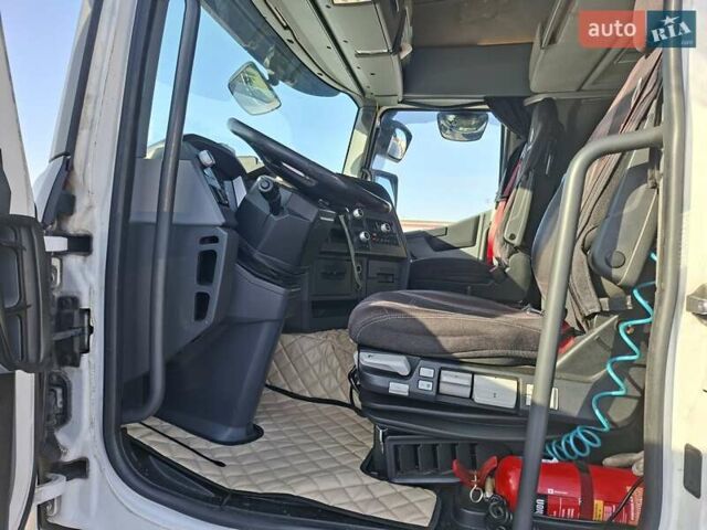 Белый Рено Range T, объемом двигателя 10.84 л и пробегом 1 тыс. км за 42000 $, фото 4 на Automoto.ua