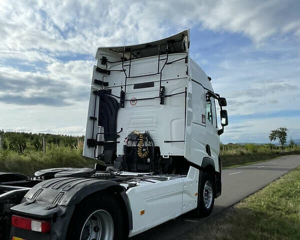 Білий Рено Range T, об'ємом двигуна 0 л та пробігом 300 тис. км за 17300 $, фото 7 на Automoto.ua