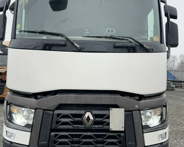 Білий Рено Range T, об'ємом двигуна 12.9 л та пробігом 815 тис. км за 28000 $, фото 3 на Automoto.ua