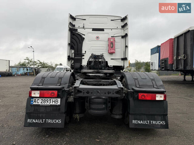 Белый Рено Range T, объемом двигателя 10.8 л и пробегом 750 тыс. км за 19999 $, фото 6 на Automoto.ua