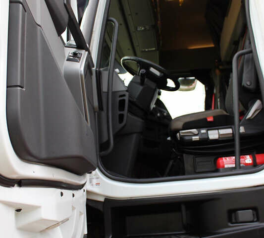 Білий Рено Range T, об'ємом двигуна 0 л та пробігом 915 тис. км за 27500 $, фото 7 на Automoto.ua