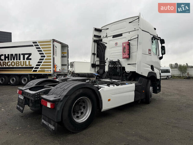 Белый Рено Range T, объемом двигателя 10.8 л и пробегом 750 тыс. км за 19999 $, фото 11 на Automoto.ua