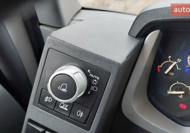 Рено Range T 2014 в Ровно на Automoto.ua Белый Рено Range T, объемом двигателя 0 л и пробегом 913 тыс. км за 18000 $, фото 15 на Automoto.ua