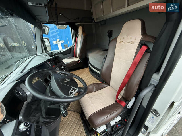 Белый Рено Range T, объемом двигателя 10.8 л и пробегом 750 тыс. км за 19999 $, фото 35 на Automoto.ua