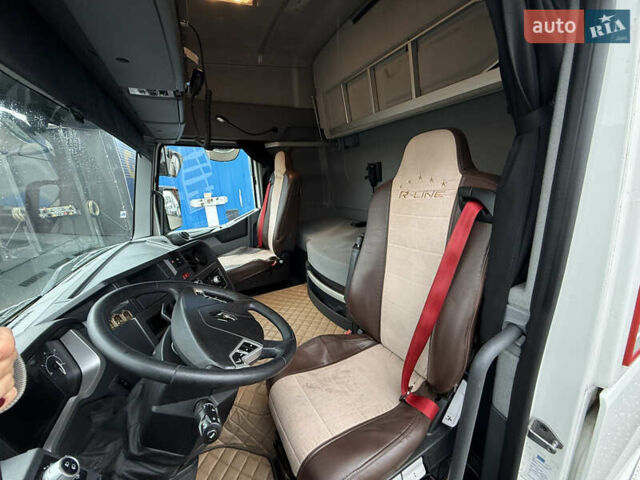 Белый Рено Range T, объемом двигателя 10.8 л и пробегом 750 тыс. км за 19999 $, фото 36 на Automoto.ua