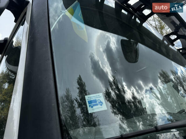 Білий Рено Range T, об'ємом двигуна 10.8 л та пробігом 900 тис. км за 17500 $, фото 3 на Automoto.ua