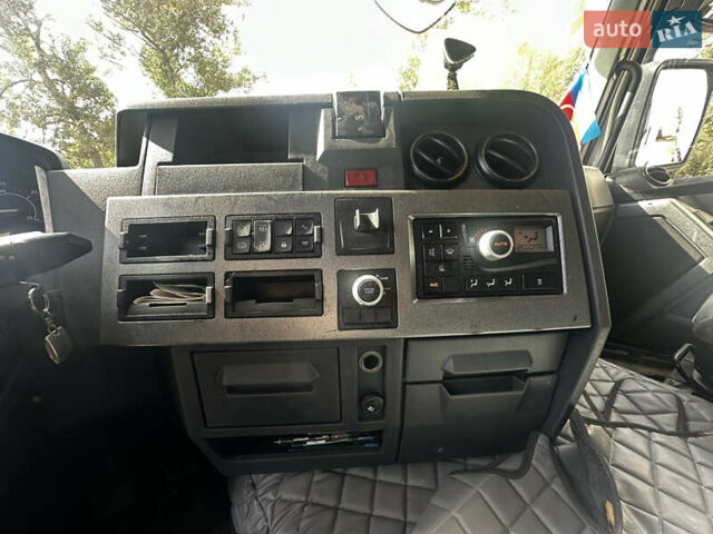Білий Рено Range T, об'ємом двигуна 10.8 л та пробігом 900 тис. км за 17500 $, фото 14 на Automoto.ua