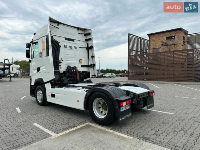 Белый Рено Range T, объемом двигателя 12.8 л и пробегом 900 тыс. км за 27815 $, фото 6 на Automoto.ua