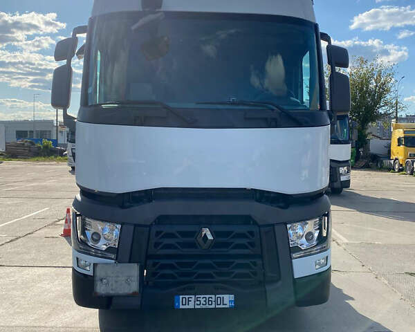 Белый Рено Range T, объемом двигателя 0 л и пробегом 830 тыс. км за 24896 $, фото 1 на Automoto.ua