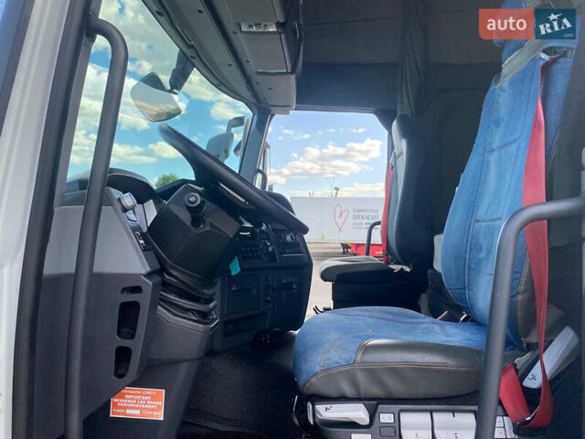 Белый Рено Range T, объемом двигателя 0 л и пробегом 830 тыс. км за 24896 $, фото 14 на Automoto.ua