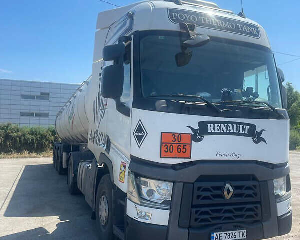 Білий Рено Range T, об'ємом двигуна 10.8 л та пробігом 800 тис. км за 25000 $, фото 1 на Automoto.ua