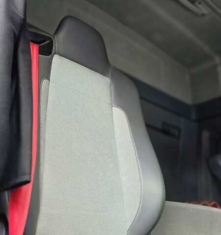 Белый Рено Range T, объемом двигателя 10.84 л и пробегом 740 тыс. км за 19500 $, фото 14 на Automoto.ua