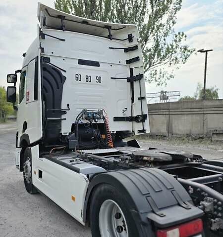 Белый Рено Range T, объемом двигателя 10.84 л и пробегом 740 тыс. км за 19500 $, фото 9 на Automoto.ua