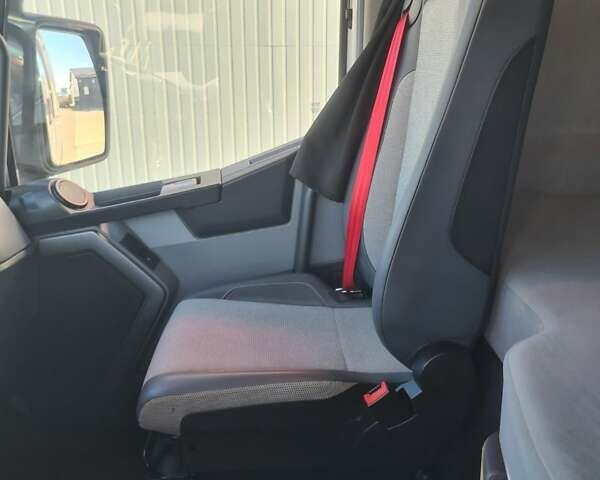 Белый Рено Range T, объемом двигателя 10.8 л и пробегом 740 тыс. км за 28000 $, фото 28 на Automoto.ua