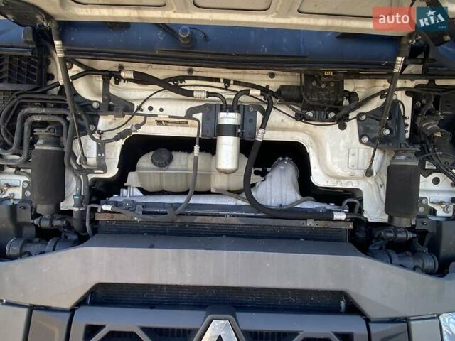 Білий Рено Range T, об'ємом двигуна 12.8 л та пробігом 850 тис. км за 52000 $, фото 5 на Automoto.ua