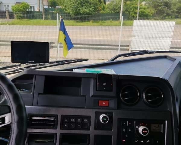 Белый Рено Range T, объемом двигателя 10.84 л и пробегом 999 тыс. км за 20500 $, фото 6 на Automoto.ua