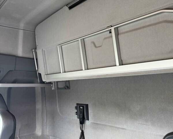 Белый Рено Range T, объемом двигателя 10.8 л и пробегом 850 тыс. км за 21500 $, фото 8 на Automoto.ua