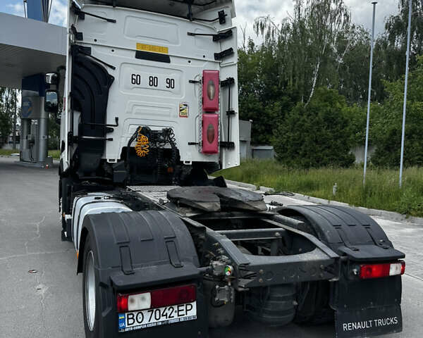Білий Рено Range T, об'ємом двигуна 12.8 л та пробігом 797 тис. км за 23999 $, фото 4 на Automoto.ua