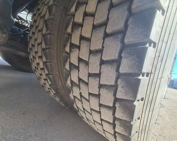 Белый Рено Range T, объемом двигателя 10.8 л и пробегом 740 тыс. км за 28000 $, фото 10 на Automoto.ua