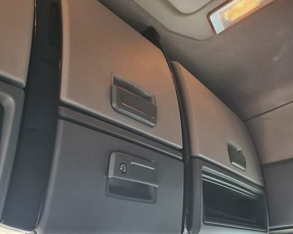 Белый Рено Range T, объемом двигателя 10.8 л и пробегом 740 тыс. км за 28000 $, фото 15 на Automoto.ua