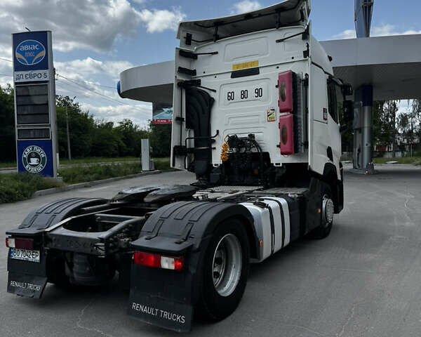 Белый Рено Range T, объемом двигателя 12.8 л и пробегом 797 тыс. км за 21900 $, фото 7 на Automoto.ua