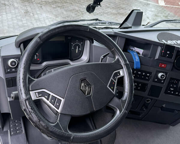 Білий Рено Range T, об'ємом двигуна 10.84 л та пробігом 694 тис. км за 54500 $, фото 24 на Automoto.ua