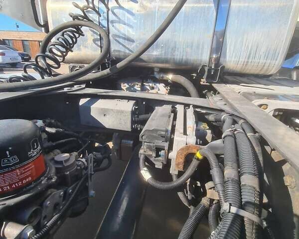 Белый Рено Range T, объемом двигателя 10.8 л и пробегом 740 тыс. км за 28000 $, фото 5 на Automoto.ua