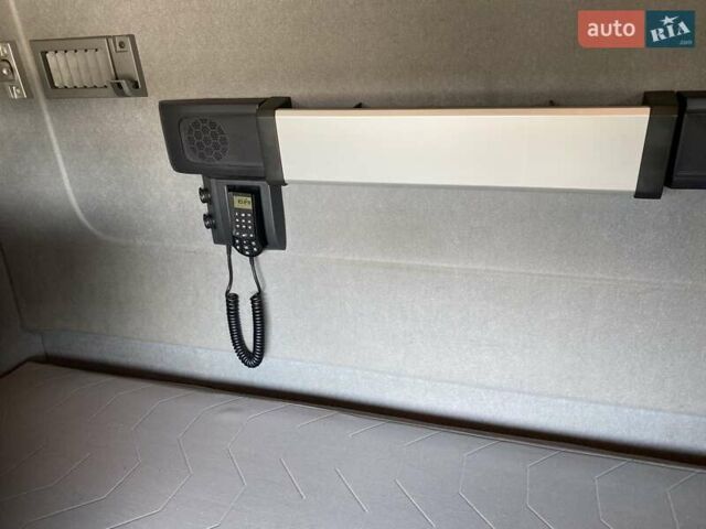 Білий Рено Range T, об'ємом двигуна 12.8 л та пробігом 850 тис. км за 52000 $, фото 13 на Automoto.ua