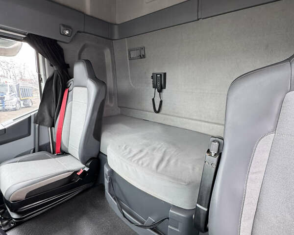 Белый Рено Range T, объемом двигателя 11 л и пробегом 800 тыс. км за 17999 $, фото 25 на Automoto.ua