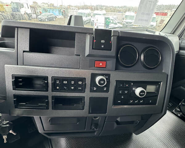 Білий Рено Range T, об'ємом двигуна 11 л та пробігом 700 тис. км за 18000 $, фото 27 на Automoto.ua