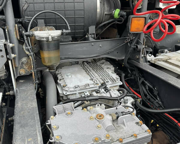 Білий Рено Range T, об'ємом двигуна 11 л та пробігом 700 тис. км за 18000 $, фото 13 на Automoto.ua