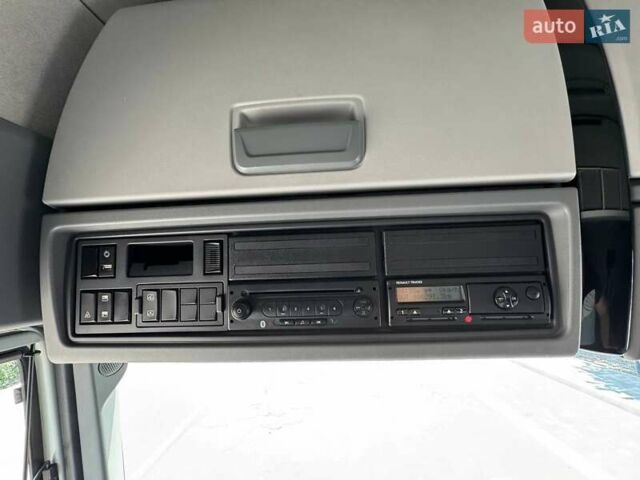 Белый Рено Range T, объемом двигателя 10.8 л и пробегом 900 тыс. км за 23999 $, фото 29 на Automoto.ua