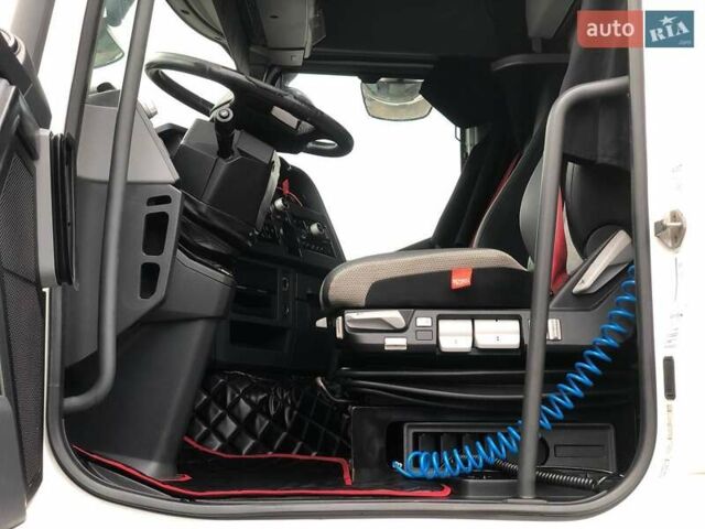 Білий Рено Range T, об'ємом двигуна 10.8 л та пробігом 683 тис. км за 26500 $, фото 23 на Automoto.ua