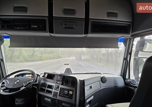 Белый Рено Range T, объемом двигателя 10.84 л и пробегом 740 тыс. км за 19500 $, фото 28 на Automoto.ua